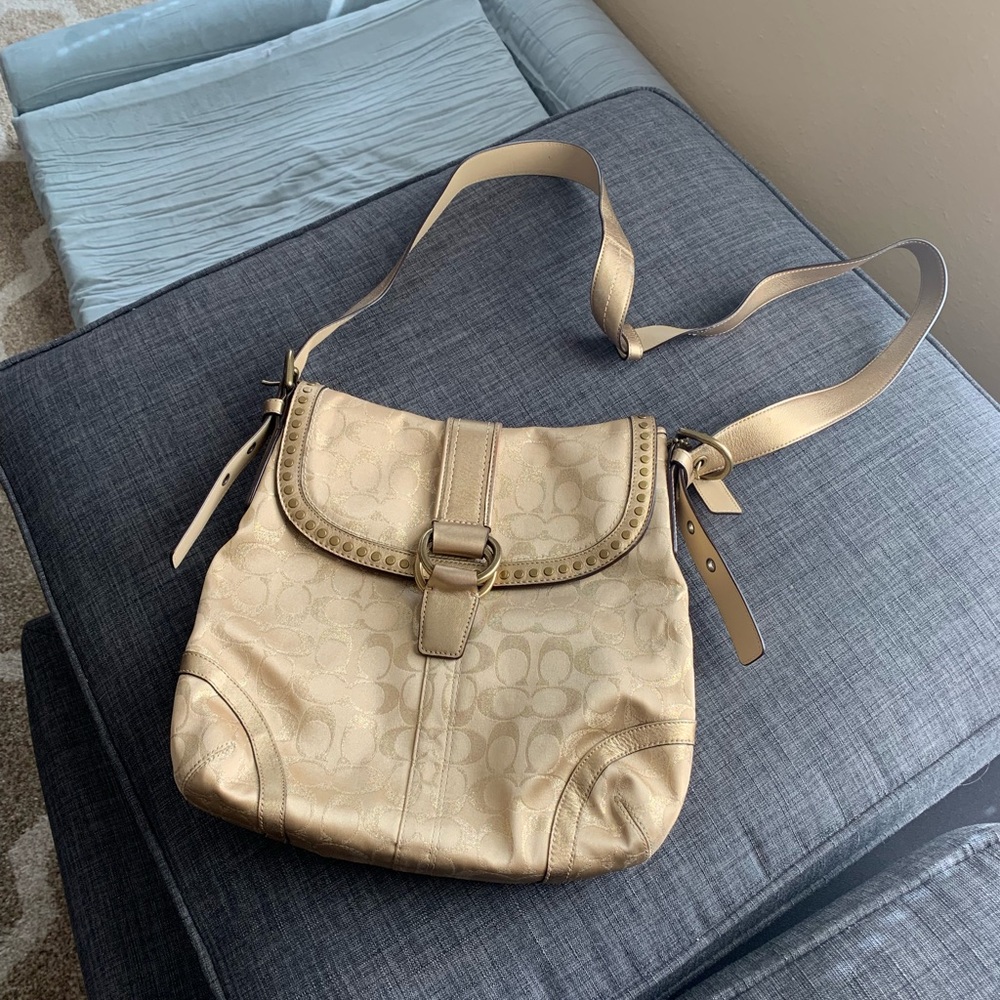 Vintage Coach saddle crossbody bag